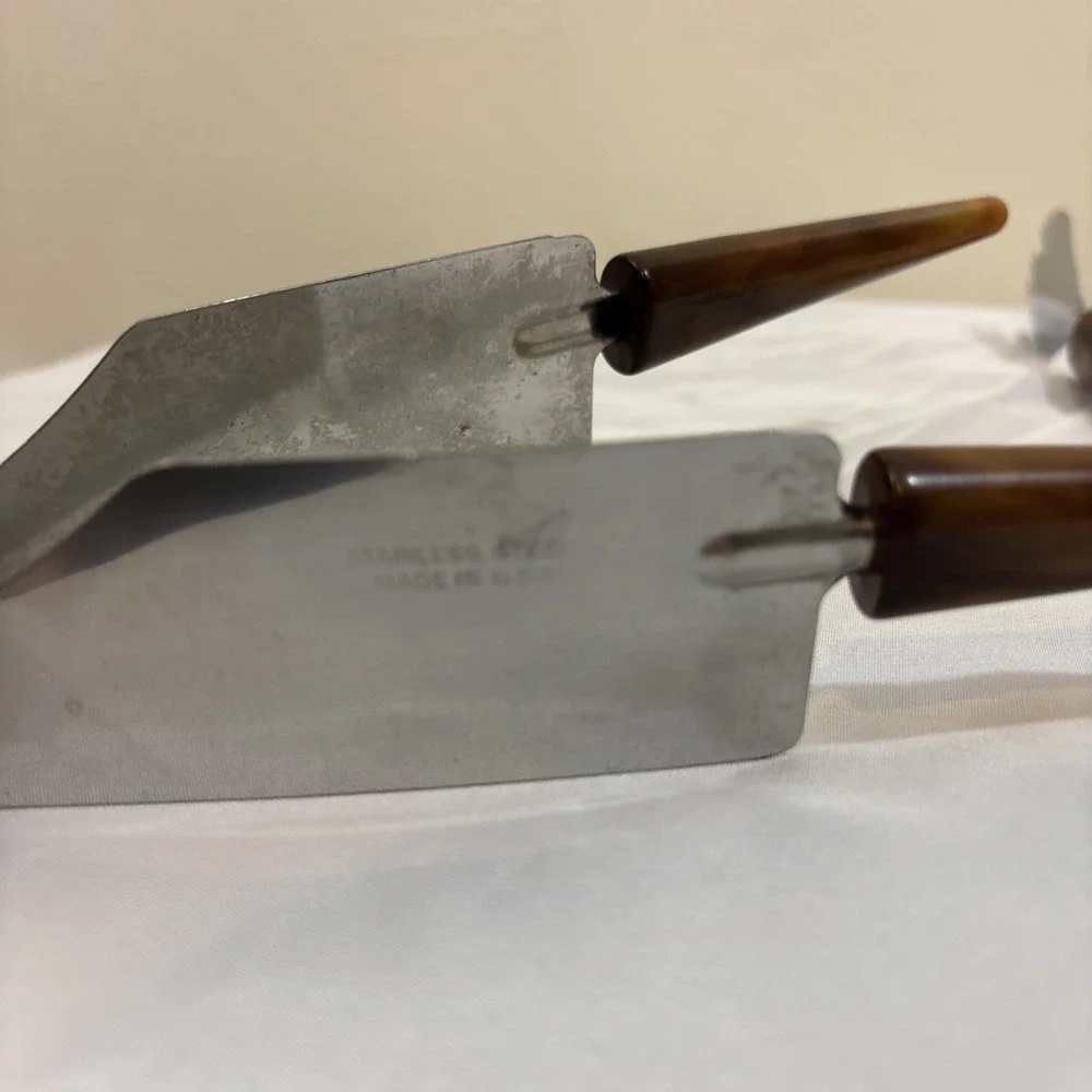 Vintage Bakelite‎ Cake Cutter Server Double Handle and Clawed Ice Tongs